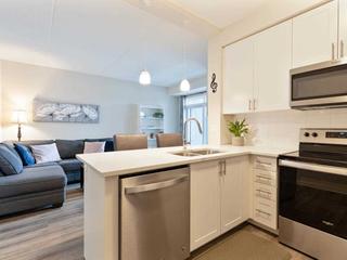302 - 610 Farmstead Dr