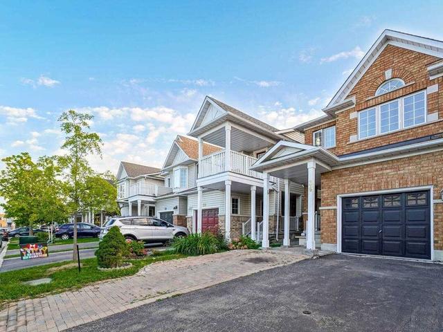 34 Dills Cres