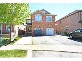 65 Ridgefield Crt