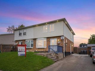 126 Hansen Rd N