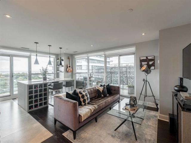 510 - 33 Shore Breeze Dr