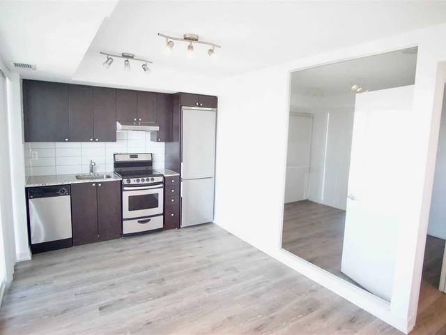 1508 - 155 Legion Rd N