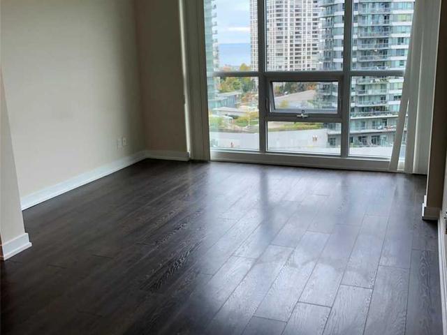 1201 - 2220 Lake Shore Blvd W