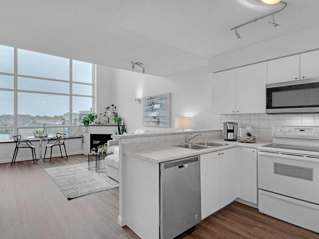 430 - 200 Manitoba St