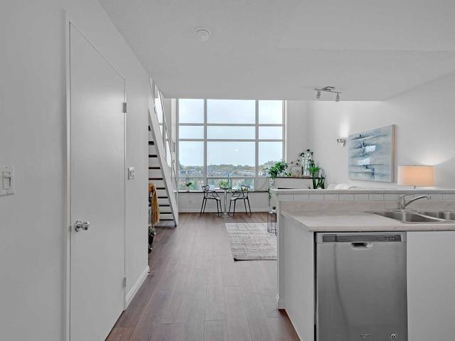 430 - 200 Manitoba St