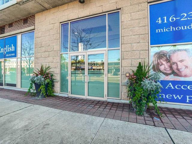 901 - 5101 Dundas St