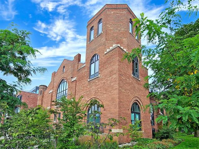 PH305 - 243 Perth Ave