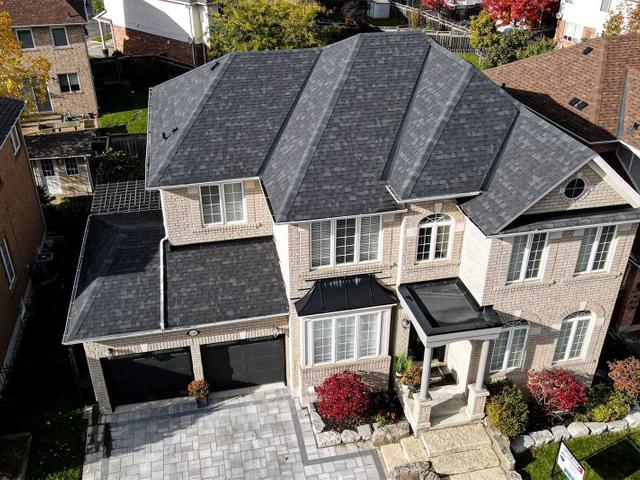 1155 Winter Cres
