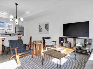 6 - 3580 Lake Shore Blvd W