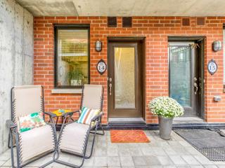 14 - 869 Wilson Ave