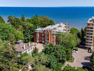36 - 2220 Lakeshore Rd