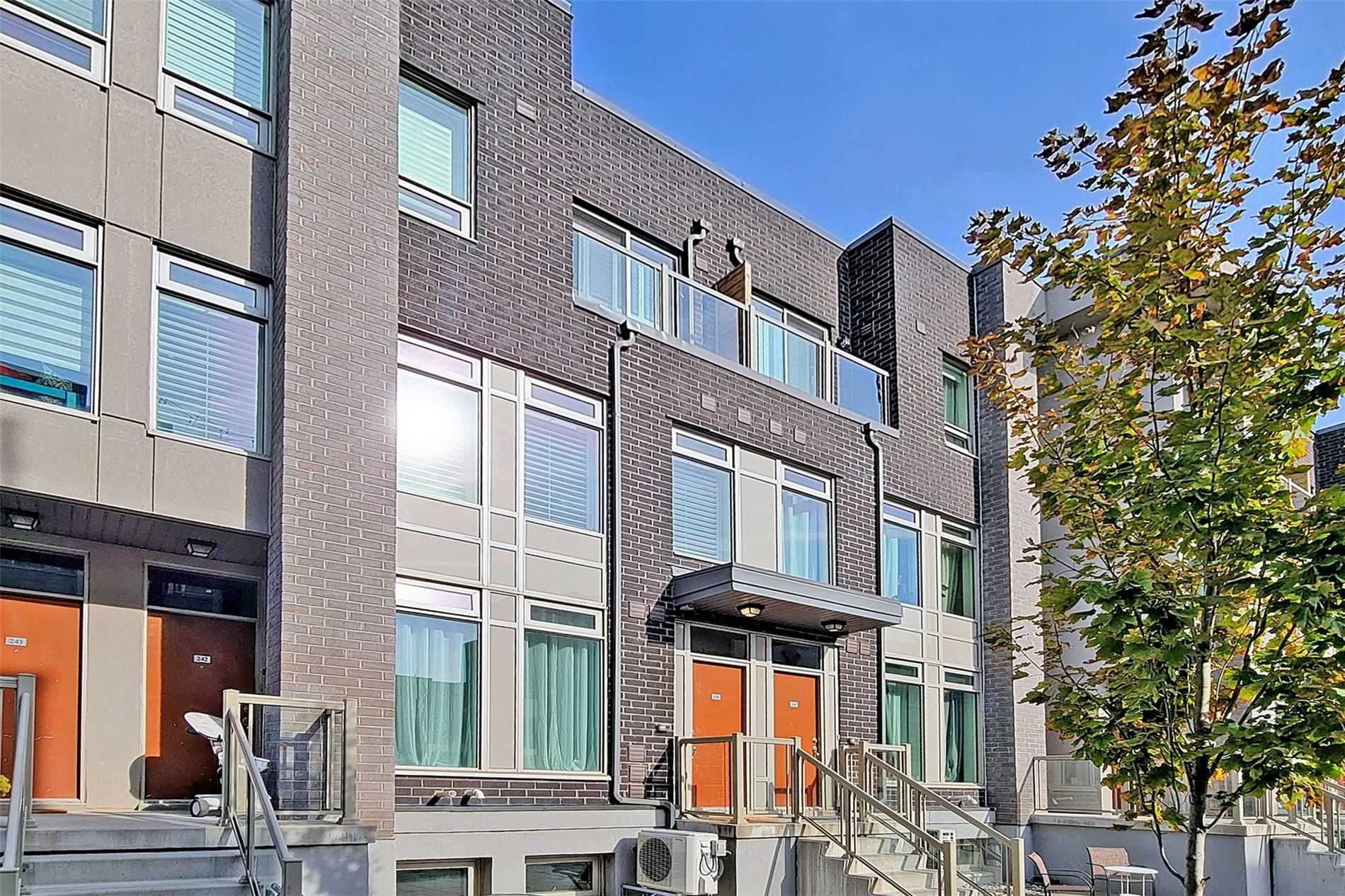 120 11 Applewood Lane, Etobicoke Sold Conditional, W5425586 Condos.ca