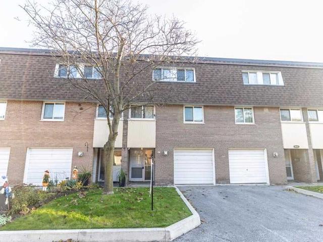 #843 - 24 Tandridge Cres