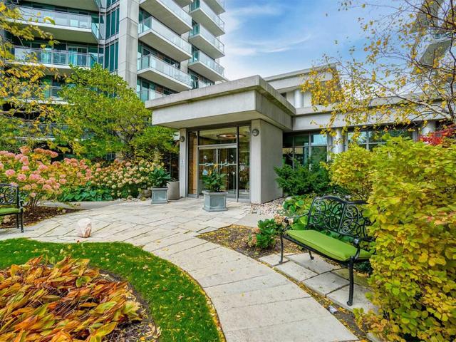 612 - 2119 Lake Shore Blvd W