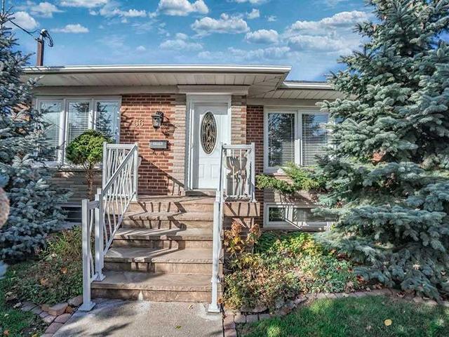 56 Burr Ave