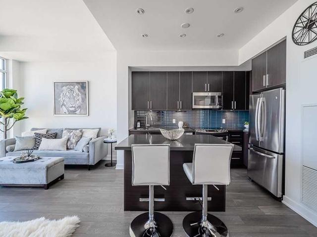 LPH05 - 2220 Lake Shore Blvd W