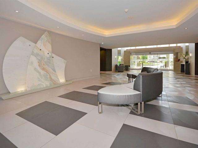 705 - 2261 Lake Shore Blvd W