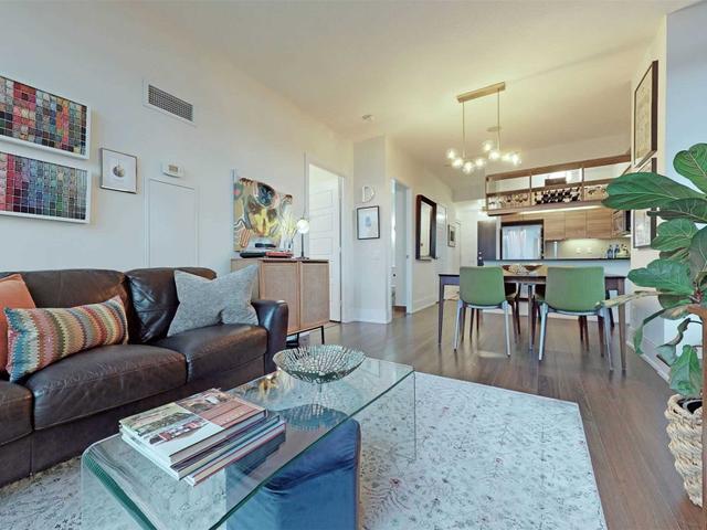 2307 - 15 Viking Lane