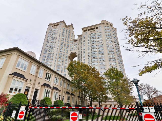 608 - 2285 Lake Shore Blvd W