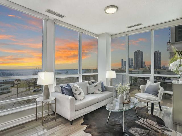 504 - 1910 Lake Shore Blvd W