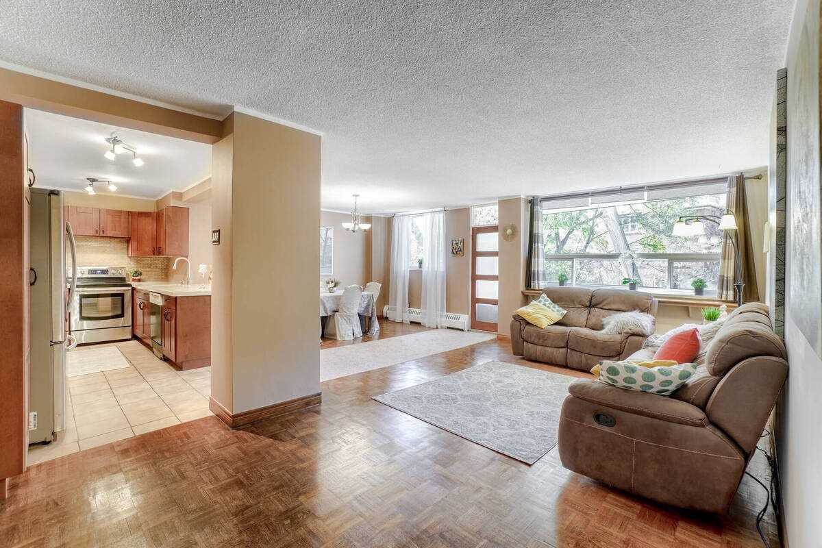 420 80 Coe Hill Dr, Toronto Sold Conditional, W5437184 Condos.ca