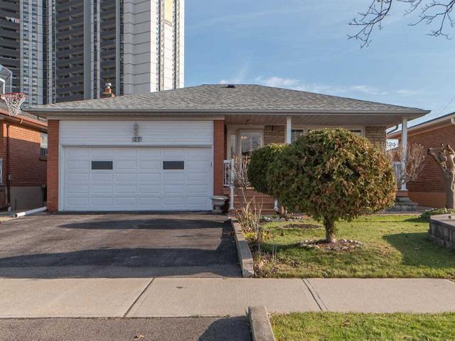 27 Maryhill Dr