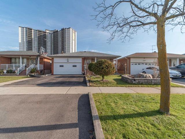 27 Maryhill Dr