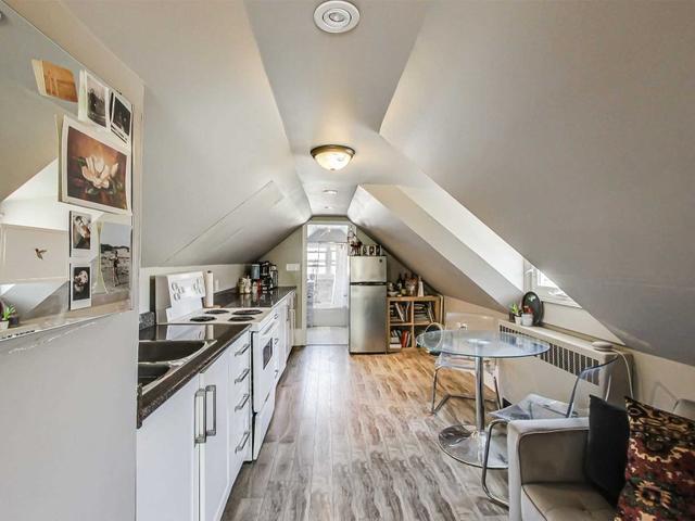 3 - 73 Elm Grove Ave