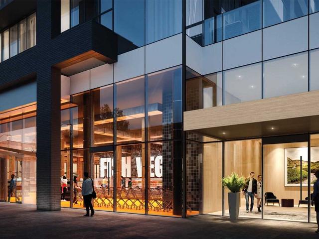 320 - 4208 Dundas St W