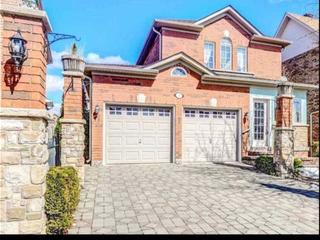 7 Topiary Lane E