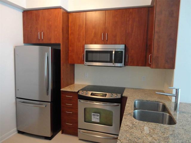 2605 - 215 Sherway Gardens Rd