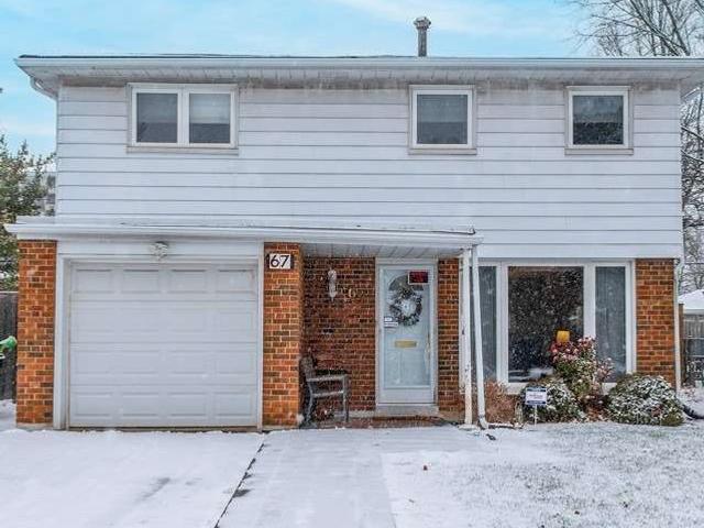 67 Farley Cres