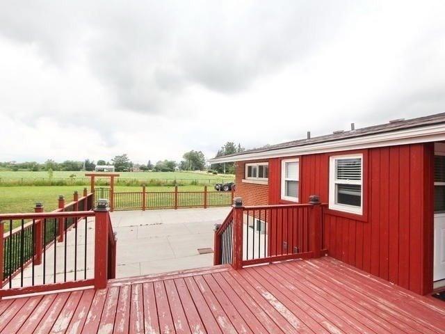 Upper - 8452 Heritage Rd