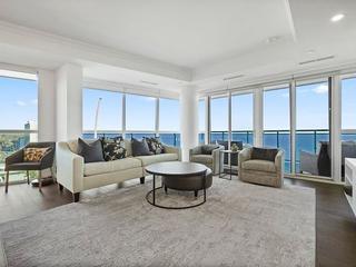 1003 - 2060 Lakeshore Rd