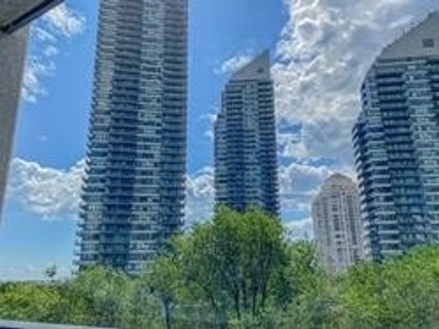 807 - 2220 Lakeshore Blvd