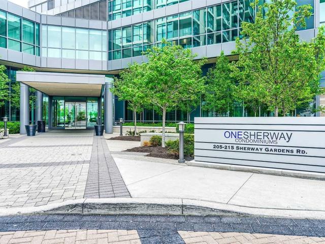 1006 - 215 Sherway Gdns