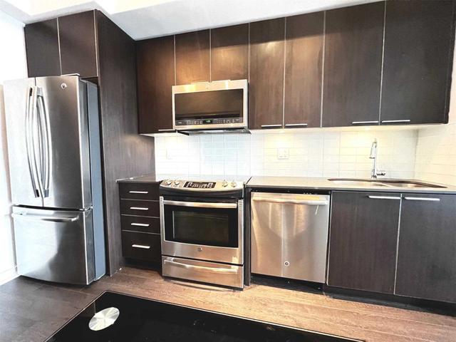 3606 - 10 Park Lawn Rd