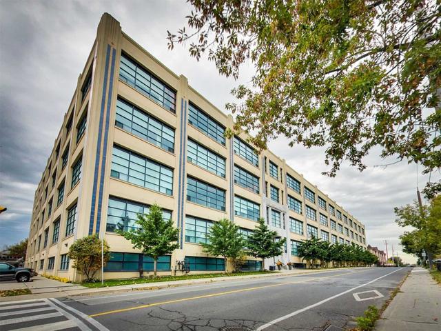 126 - 1001 Roselawn Ave