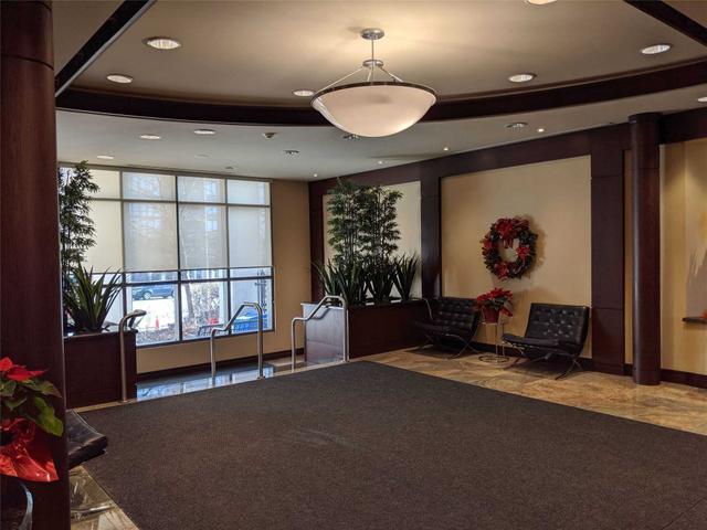 2201 - 335 Rathburn  Rd