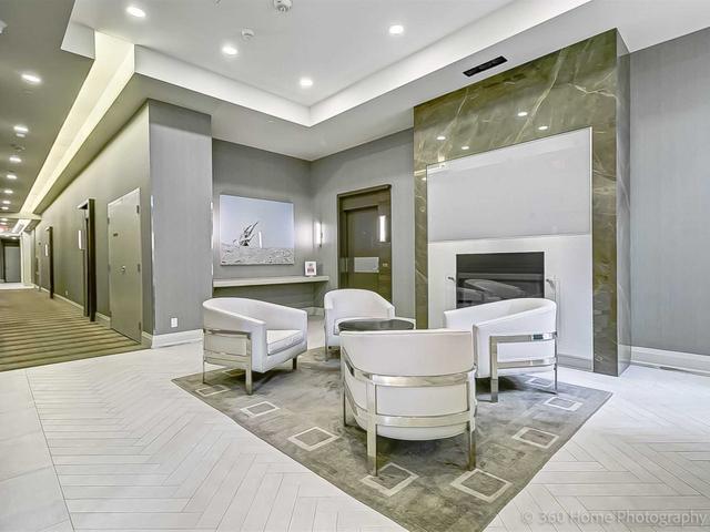 Apt 205 - 59 Annie Craig Dr