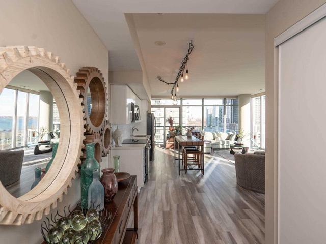 1102 - 105 The Queensway Ave