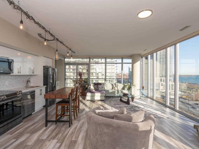 1102 - 105 The Queensway Ave