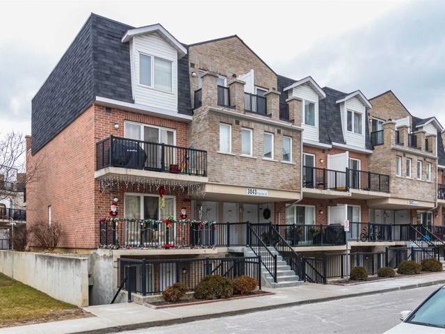 2029 - 3043 Finch Ave W