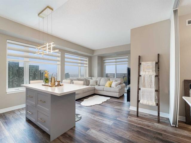 3208 - 385 Prince Of Wales Dr