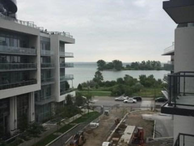 #407 - 39 Annie Craig Dr