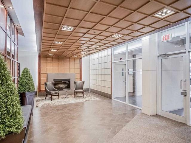 515 - 3391 Bloor St W