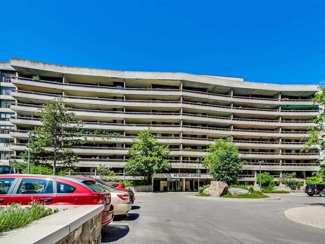 309 - 80 Quebec Ave