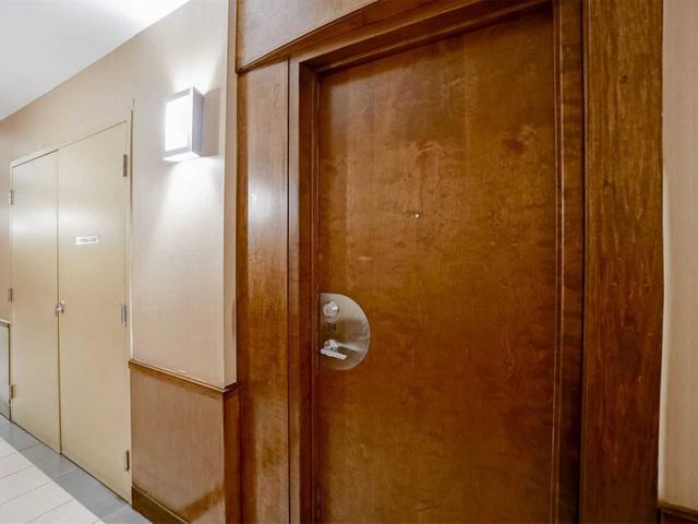 314 - 3880 Duke Of York Blvd