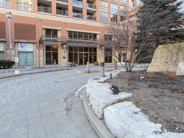 1901 - 4080 Living Arts Dr