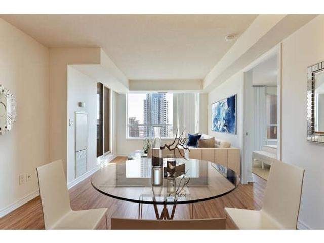 1901 - 4080 Living Arts Dr